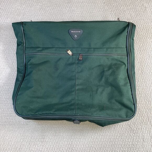 Samsonite Green Softside Tri-Fold Garment Bag with Hanger